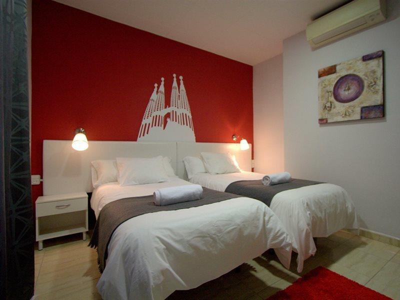 Hostel Artistic Барселона Экстерьер фото
