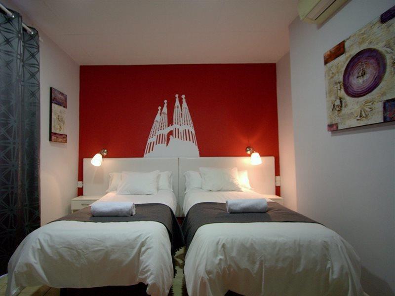 Hostel Artistic Барселона Экстерьер фото
