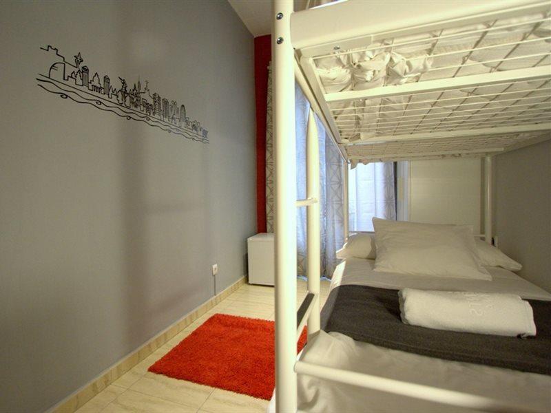 Hostel Artistic Барселона Экстерьер фото